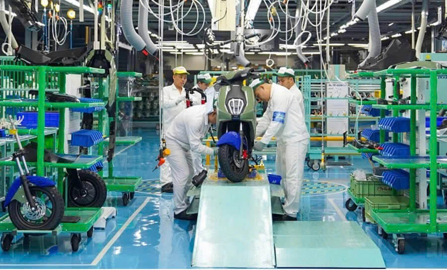 Honda Vietnam produces the ICON e: electric motorbike at its factory in Vinh Phuc on March 27th. Photo: Nguyen Linh.